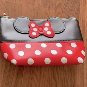 Mini Mouse style wristlet
